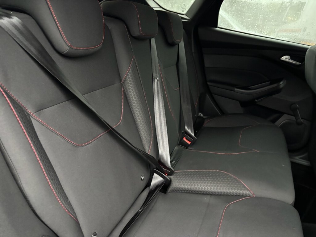 Used Ford Focus 2018 for sale - 76985938: Photo 16
