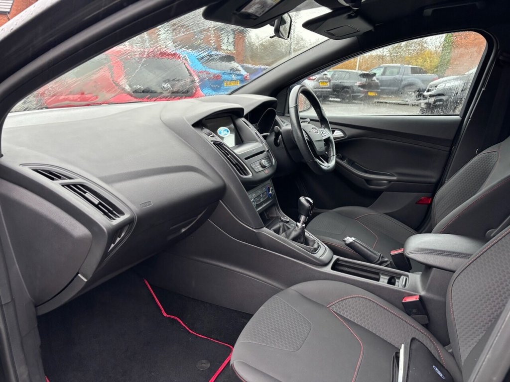 Used Ford Focus 2018 for sale - 76985938: Photo 7