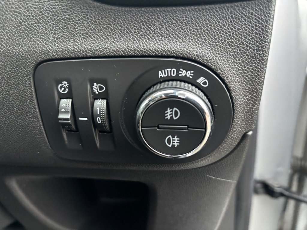 Used Vauxhall Crossland X 2018 for sale - 76986353: Photo 18