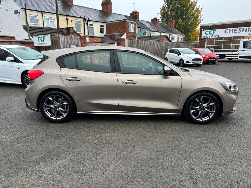 Used Ford Focus 2019 for sale - 76132494: Photo 18