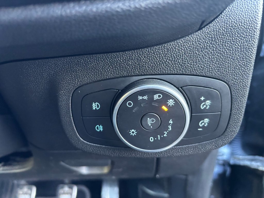 Used Ford Fiesta 2018 for sale - 76740435: Photo 12