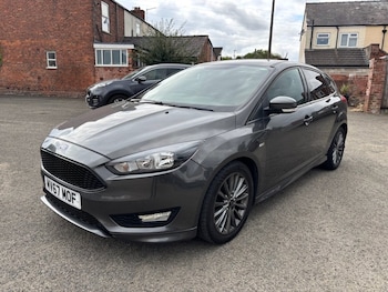 Used Ford Focus 2017 for sale - 75666076: Photo