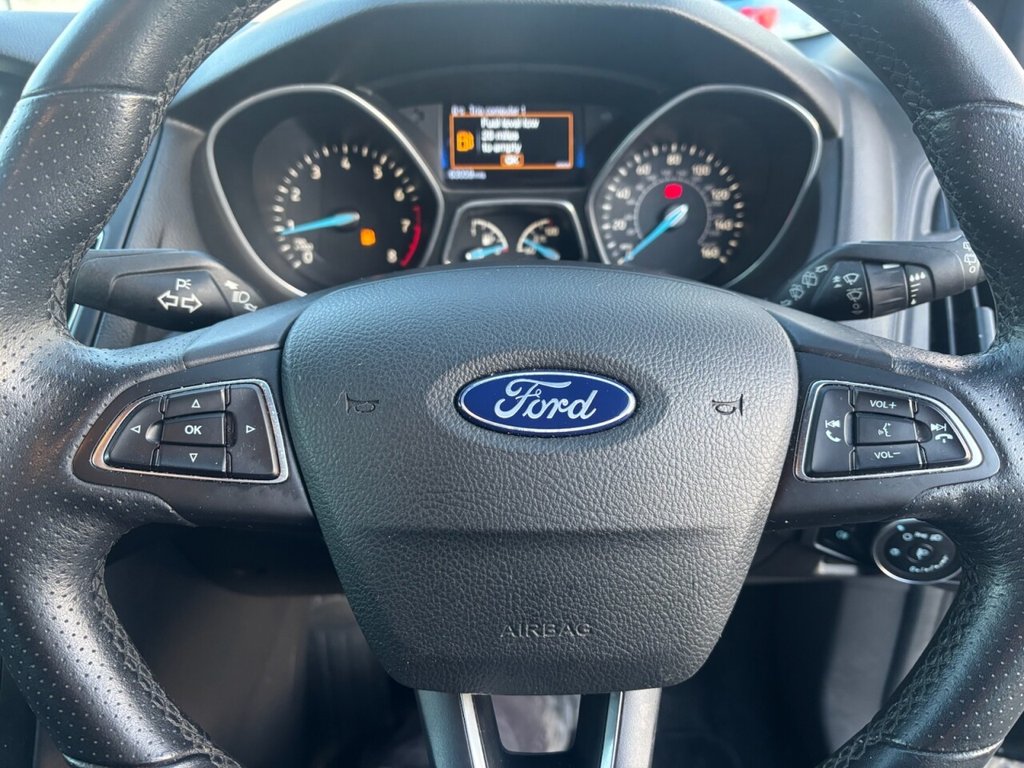 Used Ford Focus 2017 for sale - 77188699: Photo 17