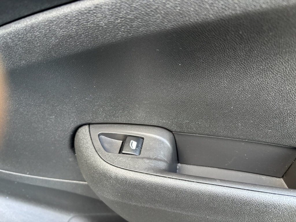 Used Vauxhall Crossland X 2018 for sale - 76323665: Photo 13