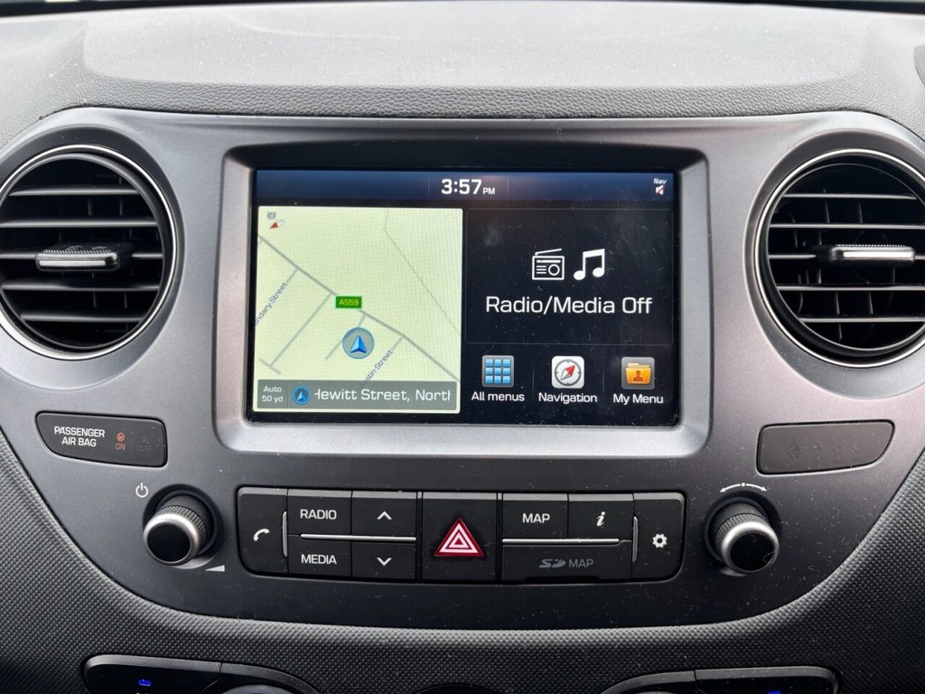 Used Hyundai i10 2019 for sale - 76105932: Photo 18