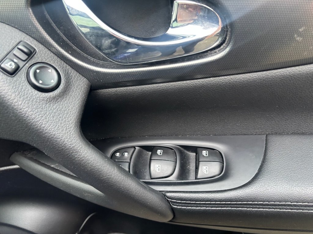 Used Nissan Qashqai 2018 for sale - 77370159: Photo 17