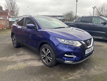 Used Nissan Qashqai 2018 for sale - 77370159: Photo