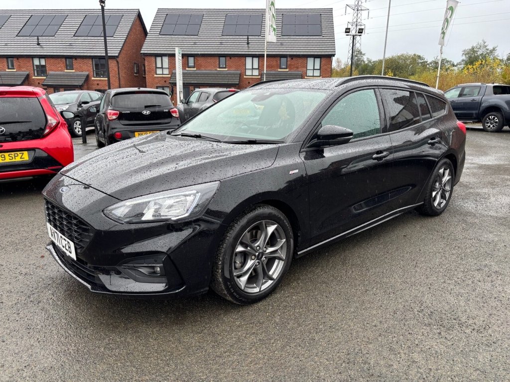 Used Ford Focus 2021 for sale - 76559297: Photo 3