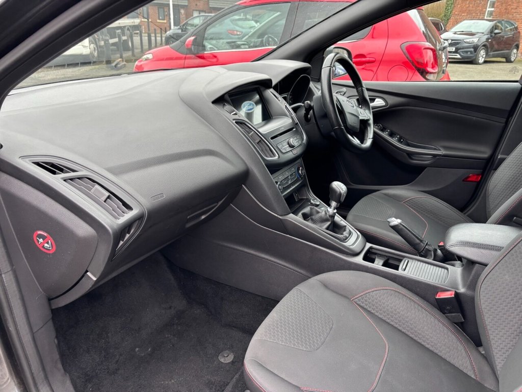 Used Ford Focus 2017 for sale - 77451876: Photo 9