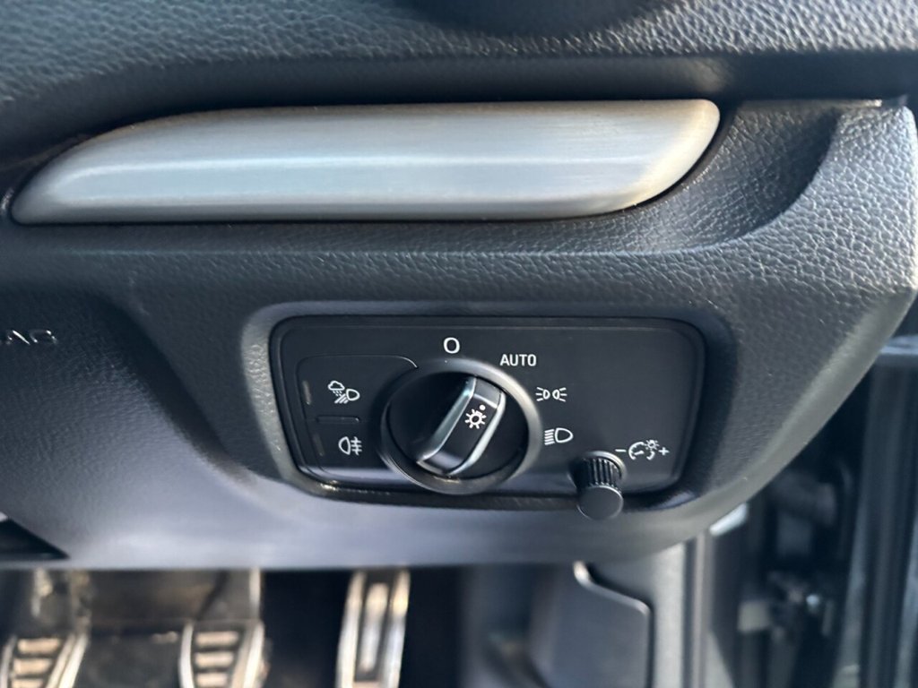 Used Audi A3 2016 for sale - 76740769: Photo 10