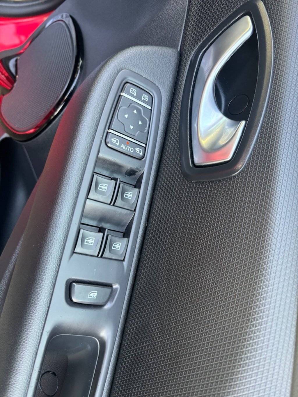 Used Renault Clio 2017 for sale - 76909774: Photo 10