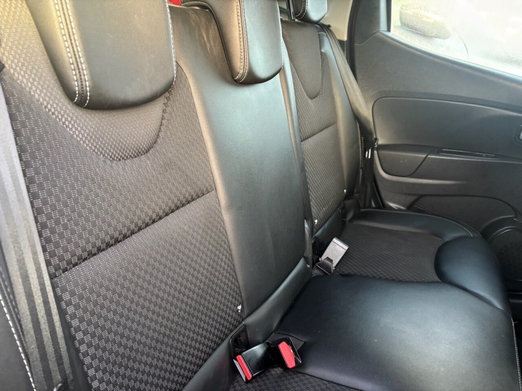 Used Renault Clio 2017 for sale - 76909774: Photo 11