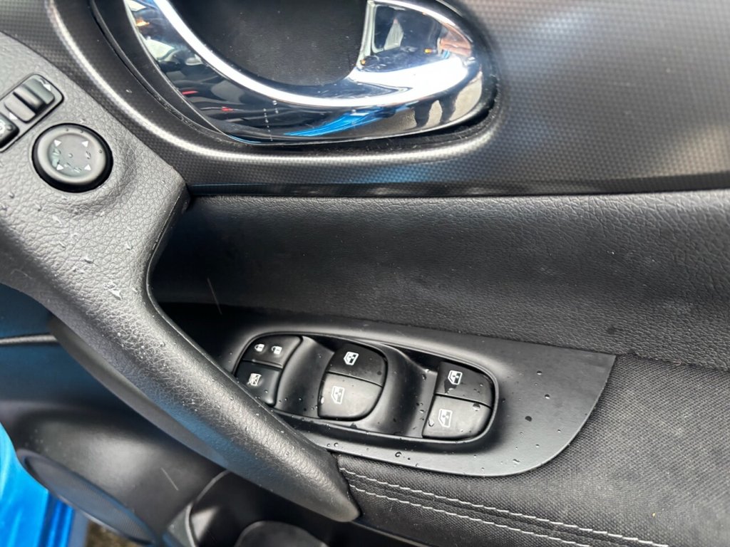 Used Nissan Qashqai 2017 for sale - 76950724: Photo 11