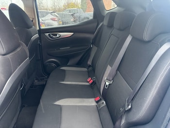 Used Nissan Qashqai 2017 for sale - 76950724: Photo