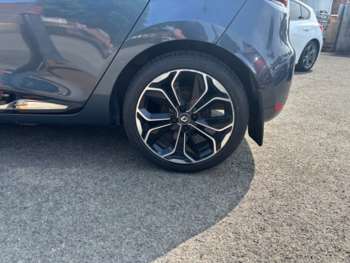 Used Renault Clio 2019 for sale - 74954342: Photo