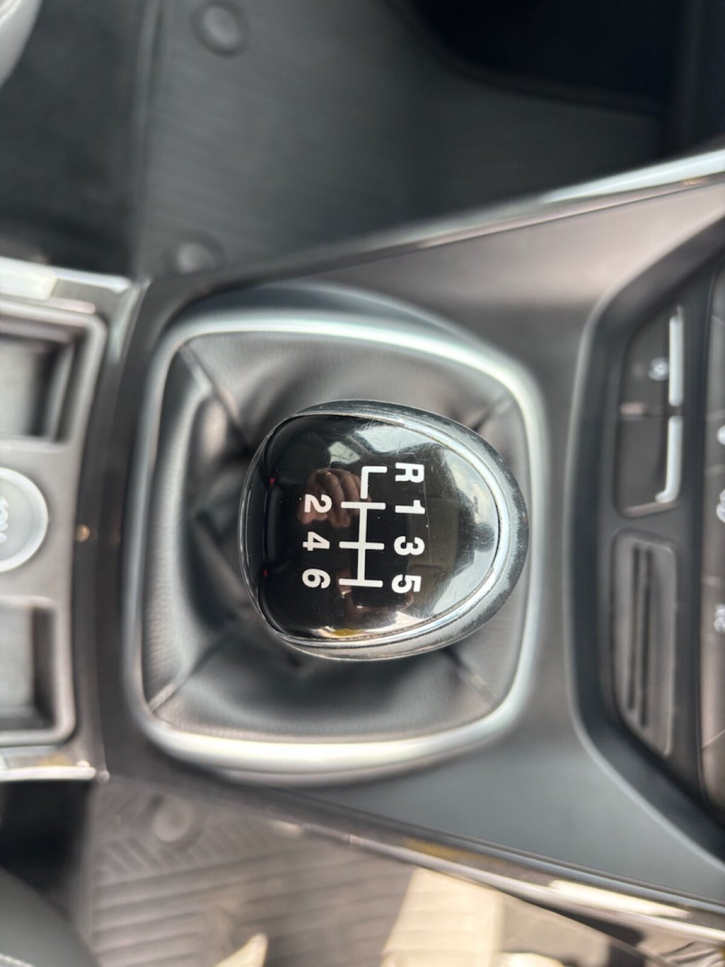 Used Ford Kuga 2018 for sale - 78200886: Photo 22