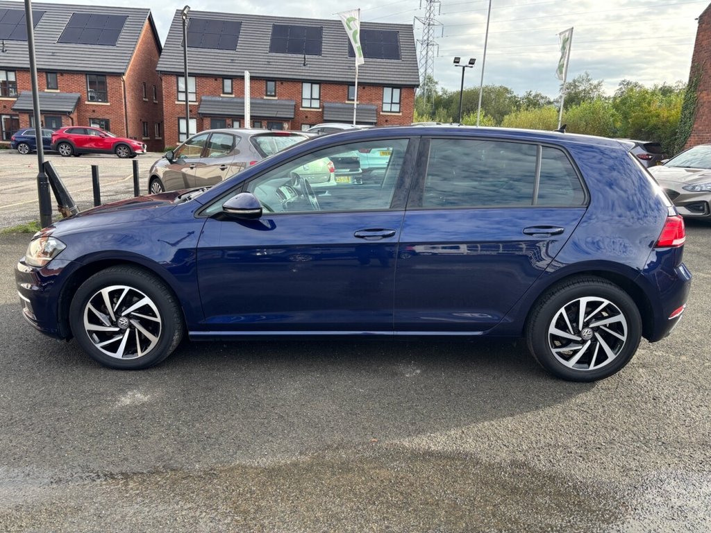Used Volkswagen Golf 2019 for sale - 76132961: Photo 3