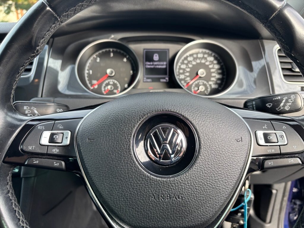 Used Volkswagen Golf 2019 for sale - 76132961: Photo 32