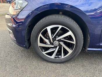 Used Volkswagen Golf 2019 for sale - 76132961: Photo 4