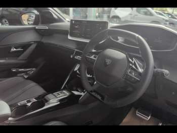 Used Peugeot E-208 2024 for sale - 74362190: Photo