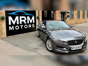 Used Jaguar XE 2018 for sale - 79666867: Photo