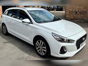 Used Hyundai i30 2018 for sale - 79723232: Photo