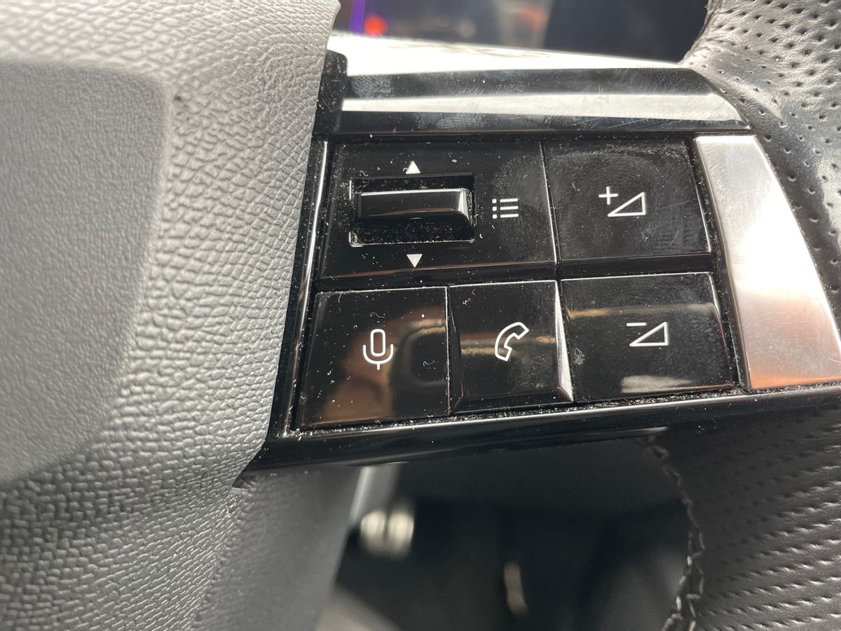 Used Vauxhall Astra 2023 for sale - 78102985: Photo 17