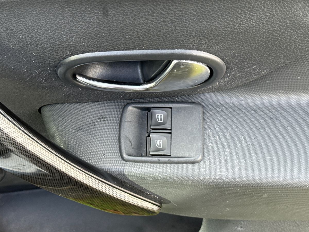 Used Dacia Logan MCV 2018 for sale - 77307609: Photo 20