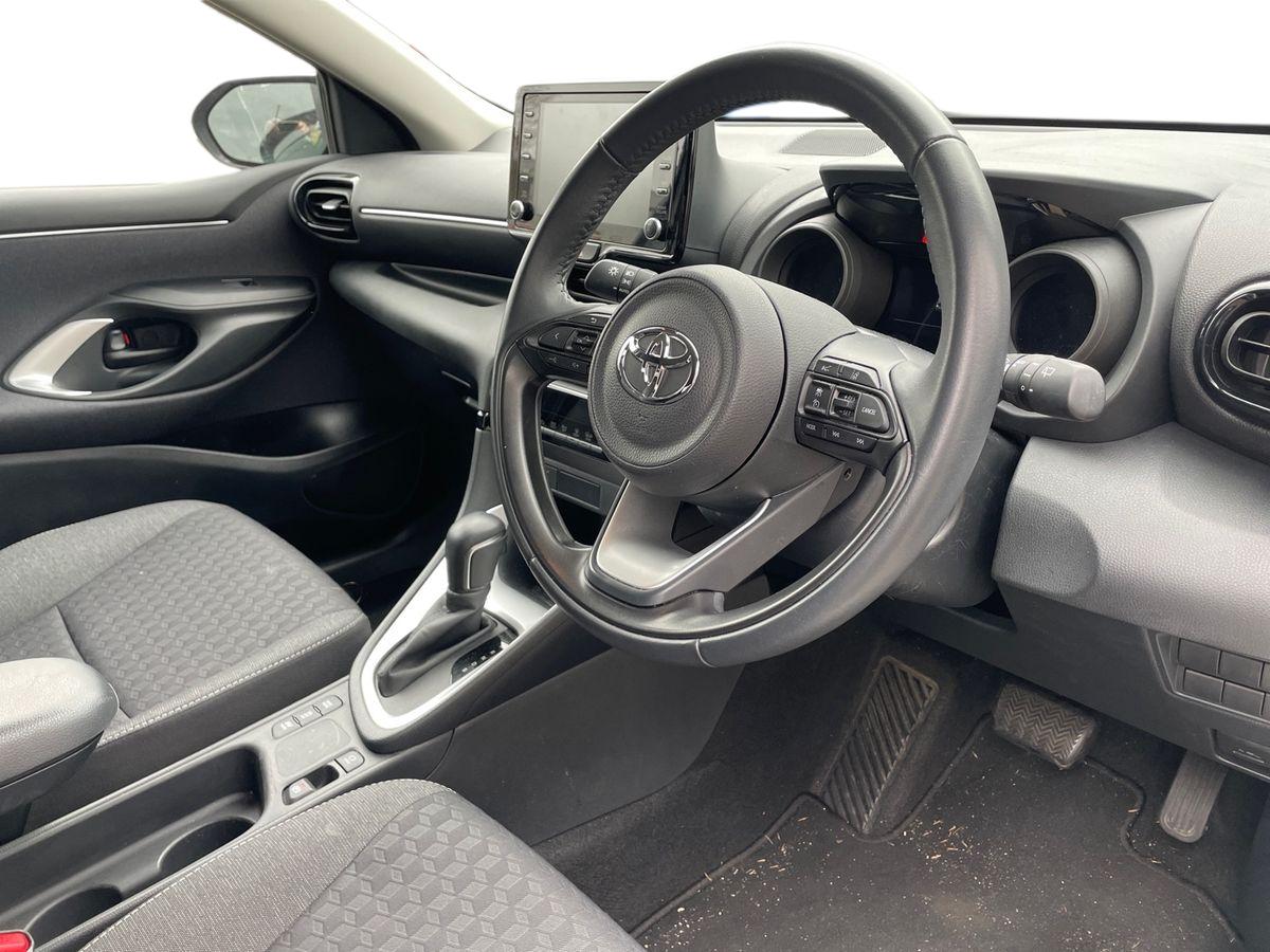 Used Toyota Yaris 2023 for sale - 78094705: Photo 15