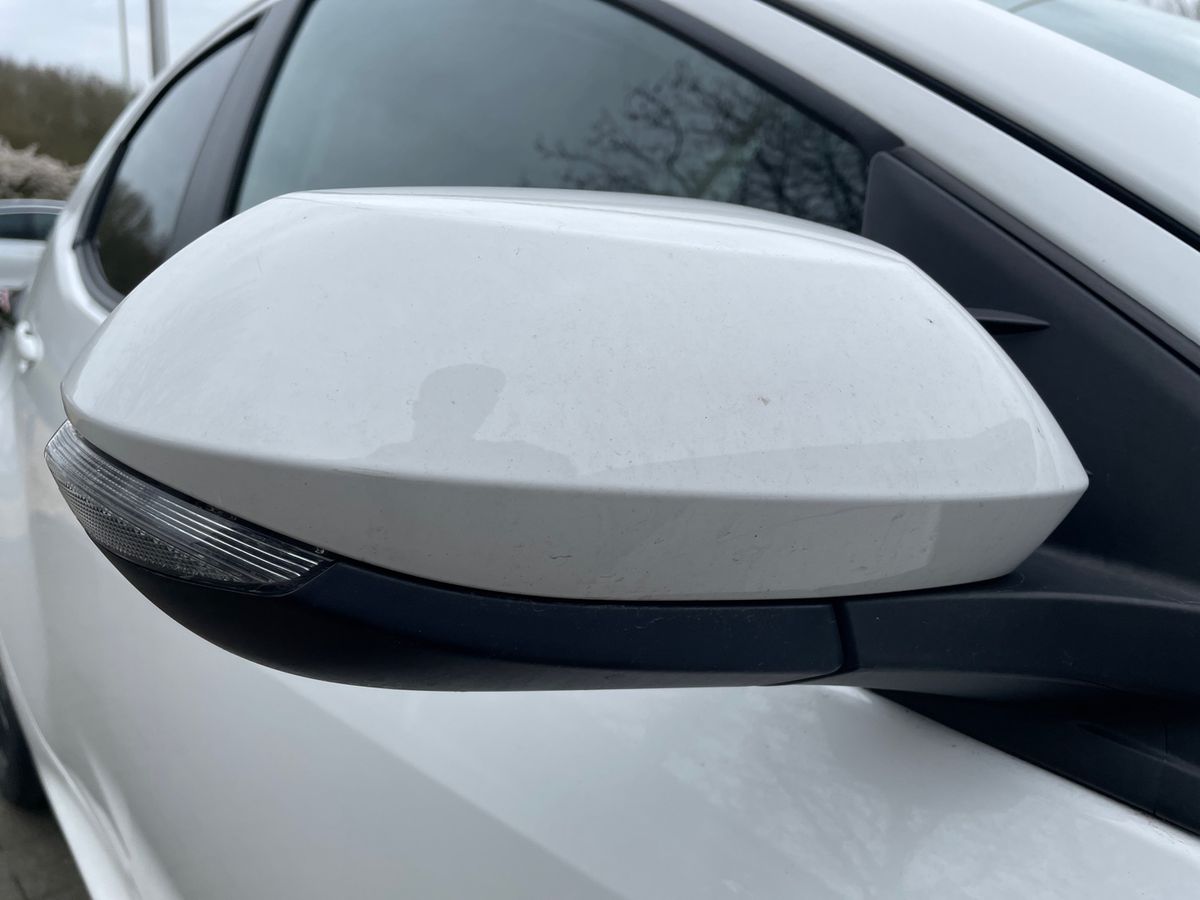 Used Toyota Yaris 2023 for sale - 78094705: Photo 22