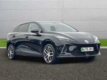 2025 (75) - 64kWh Trophy Long Range Hatchback 5dr Electric Auto (203 ps)