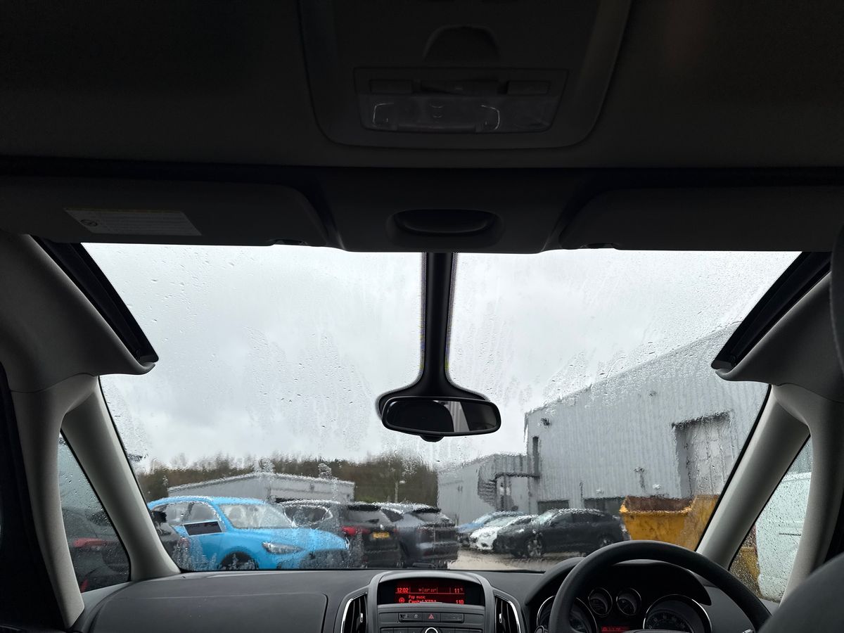 Used Vauxhall Zafira 2015 for sale - 77280983: Photo 25