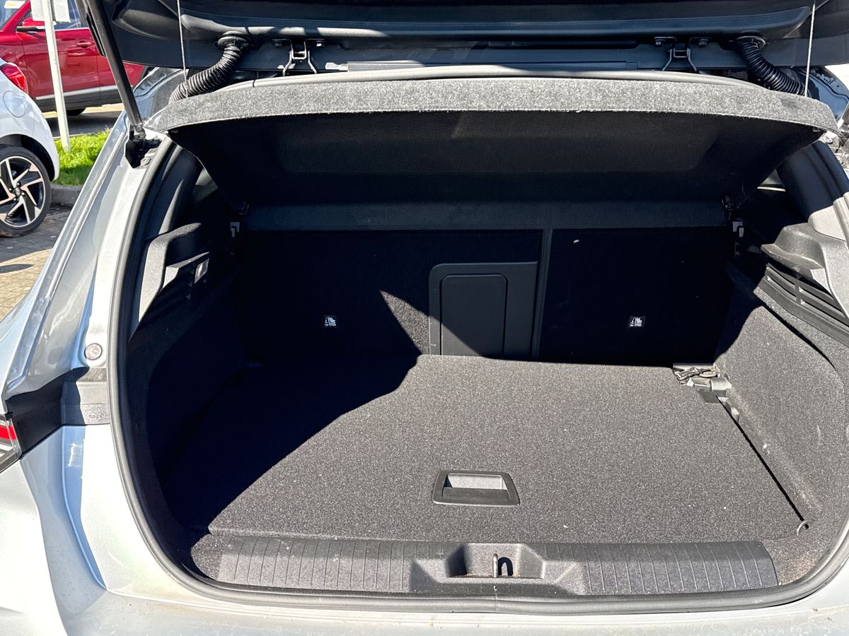 Used Vauxhall Astra 2023 for sale - 78158657: Photo 12