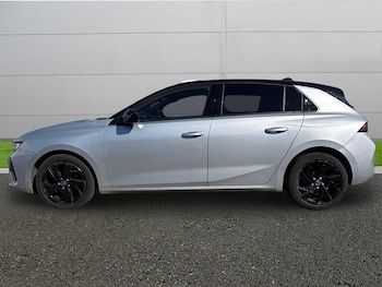 Used Vauxhall Astra 2023 for sale - 78158657: Photo