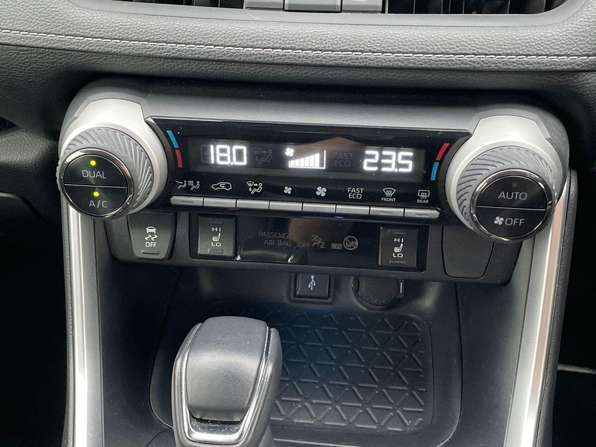 Used Toyota RAV4 2022 for sale - 76996601: Photo 18