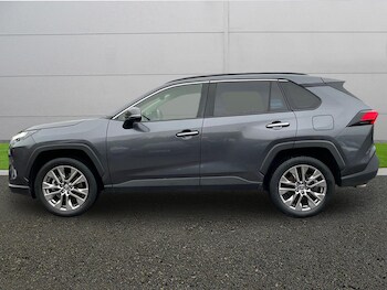 Used Toyota RAV4 2022 for sale - 76996601: Photo