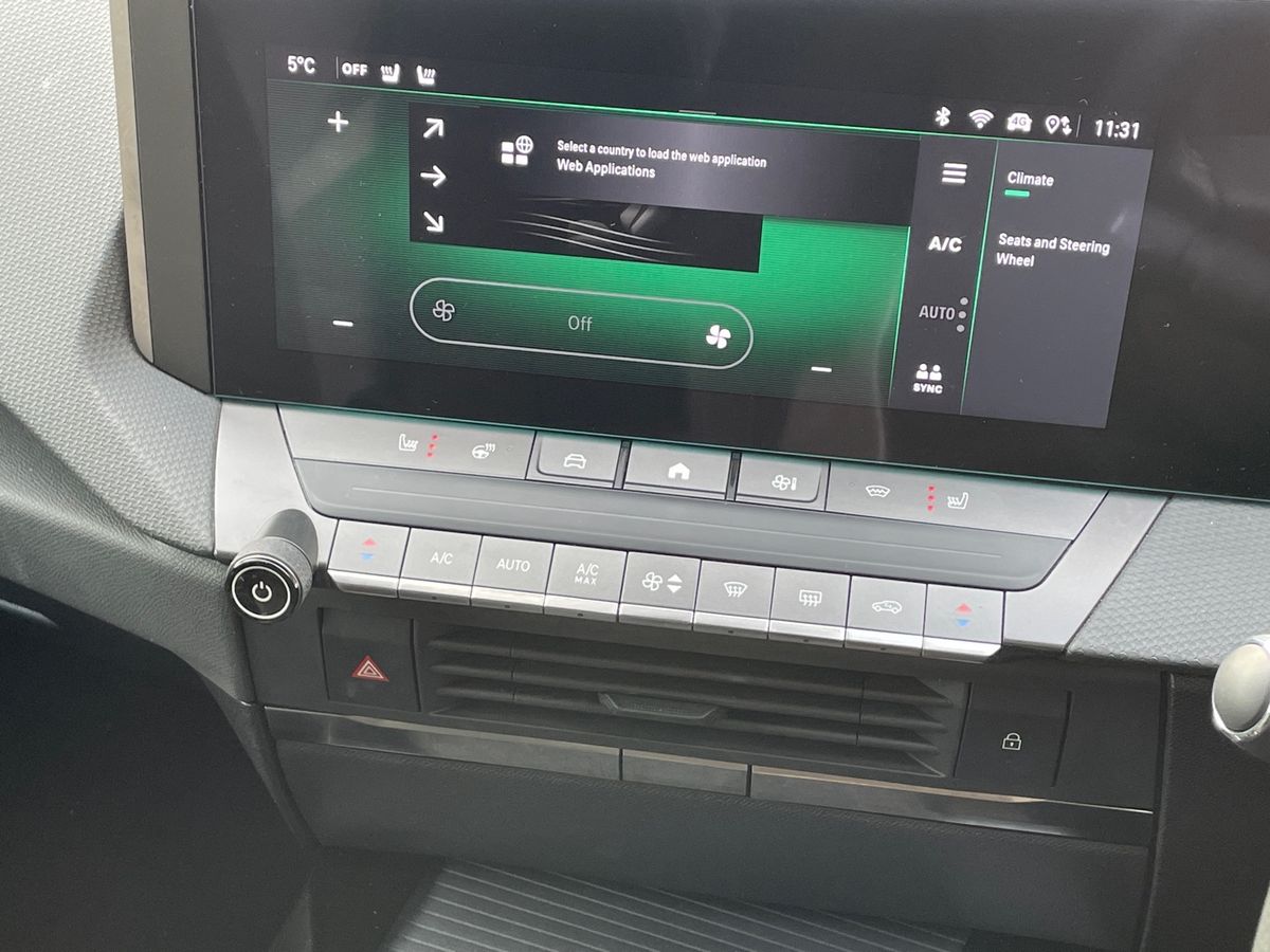 Used Vauxhall Astra 2024 for sale - 77002565: Photo 18