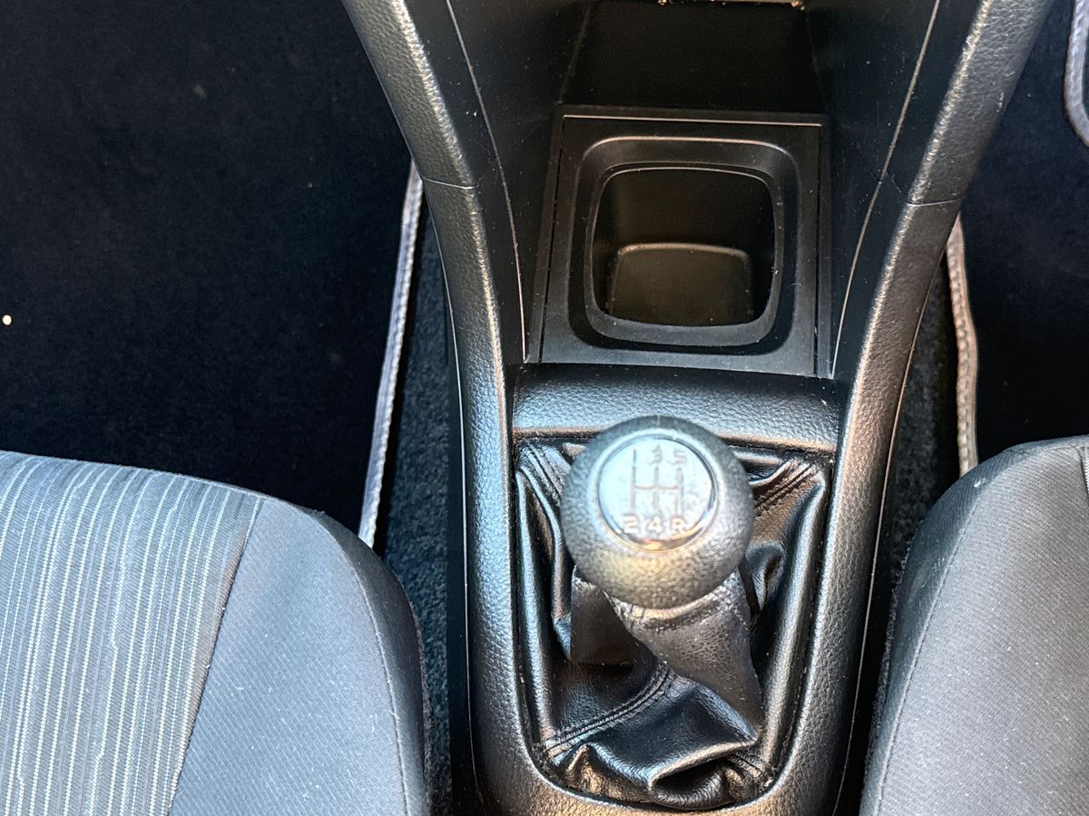 Used Suzuki Swift 2015 for sale - 77942094: Photo 19