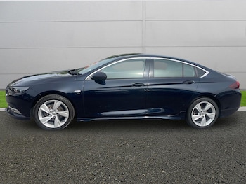 Used Vauxhall Insignia 2020 for sale - 79140476: Photo