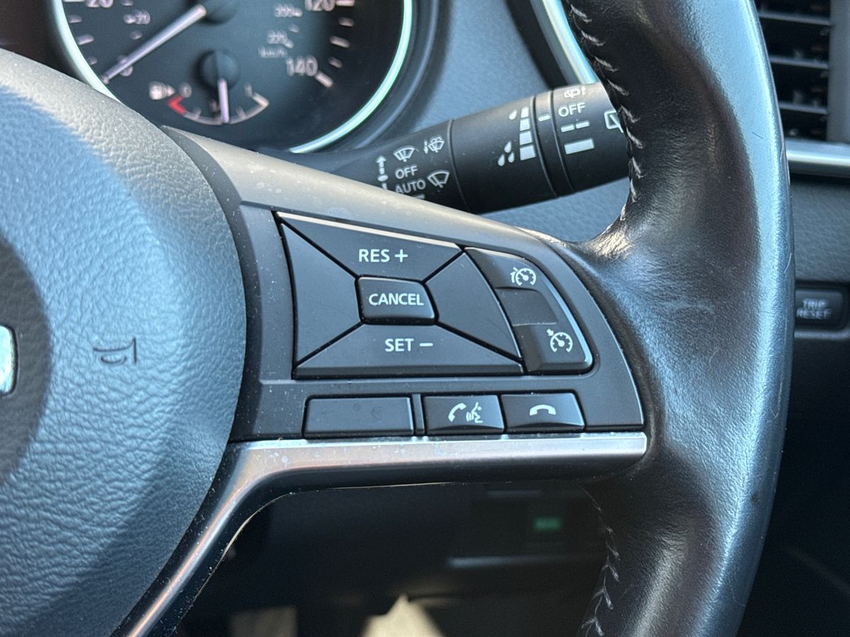 Used Nissan Qashqai 2017 for sale - 77726113: Photo 17