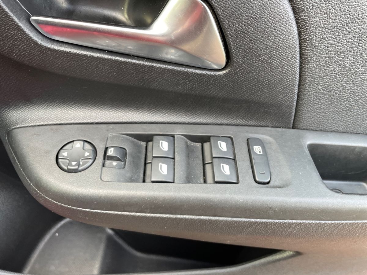 Used Vauxhall Corsa 2023 for sale - 77002597: Photo 20