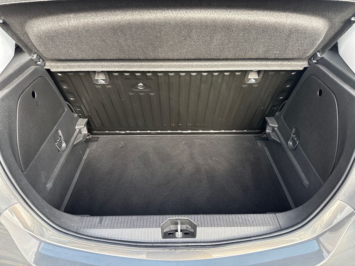 Used Vauxhall Corsa 2016 for sale - 77673851: Photo 12