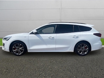 Used Ford Focus 2023 for sale - 78536592: Photo