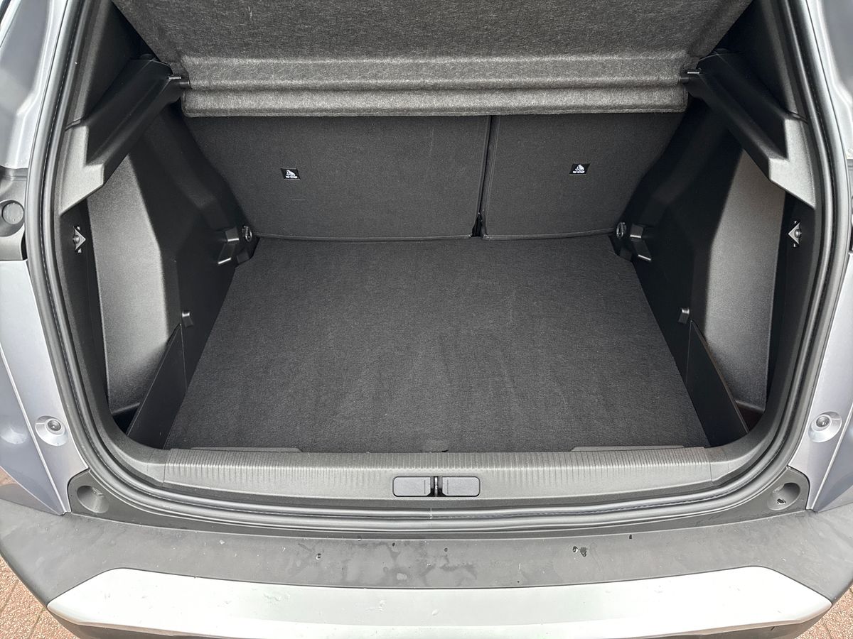 Used Peugeot 2008 2022 for sale - 77232230: Photo 12