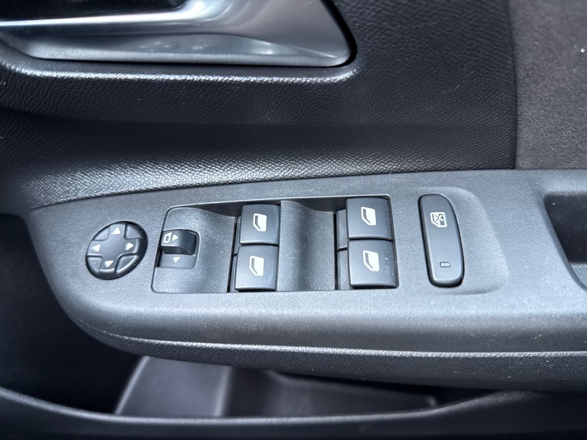 Used Vauxhall Corsa 2022 for sale - 77111625: Photo 20