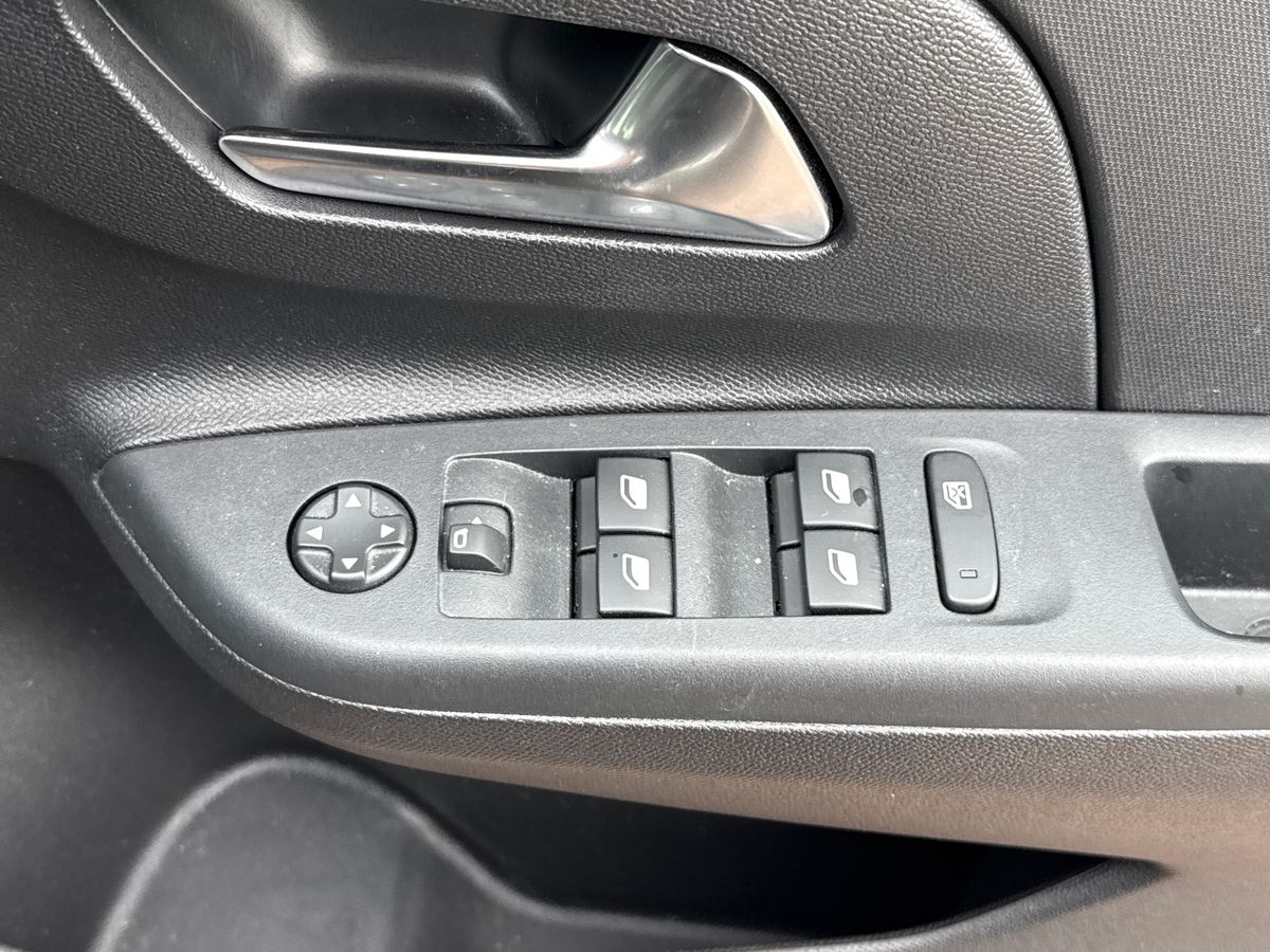 Used Vauxhall Corsa 2023 for sale - 78186944: Photo 20