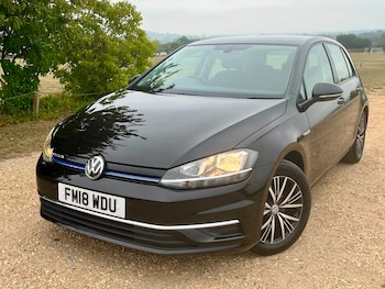 Used Volkswagen Golf 2018 for sale - 75704364: Photo
