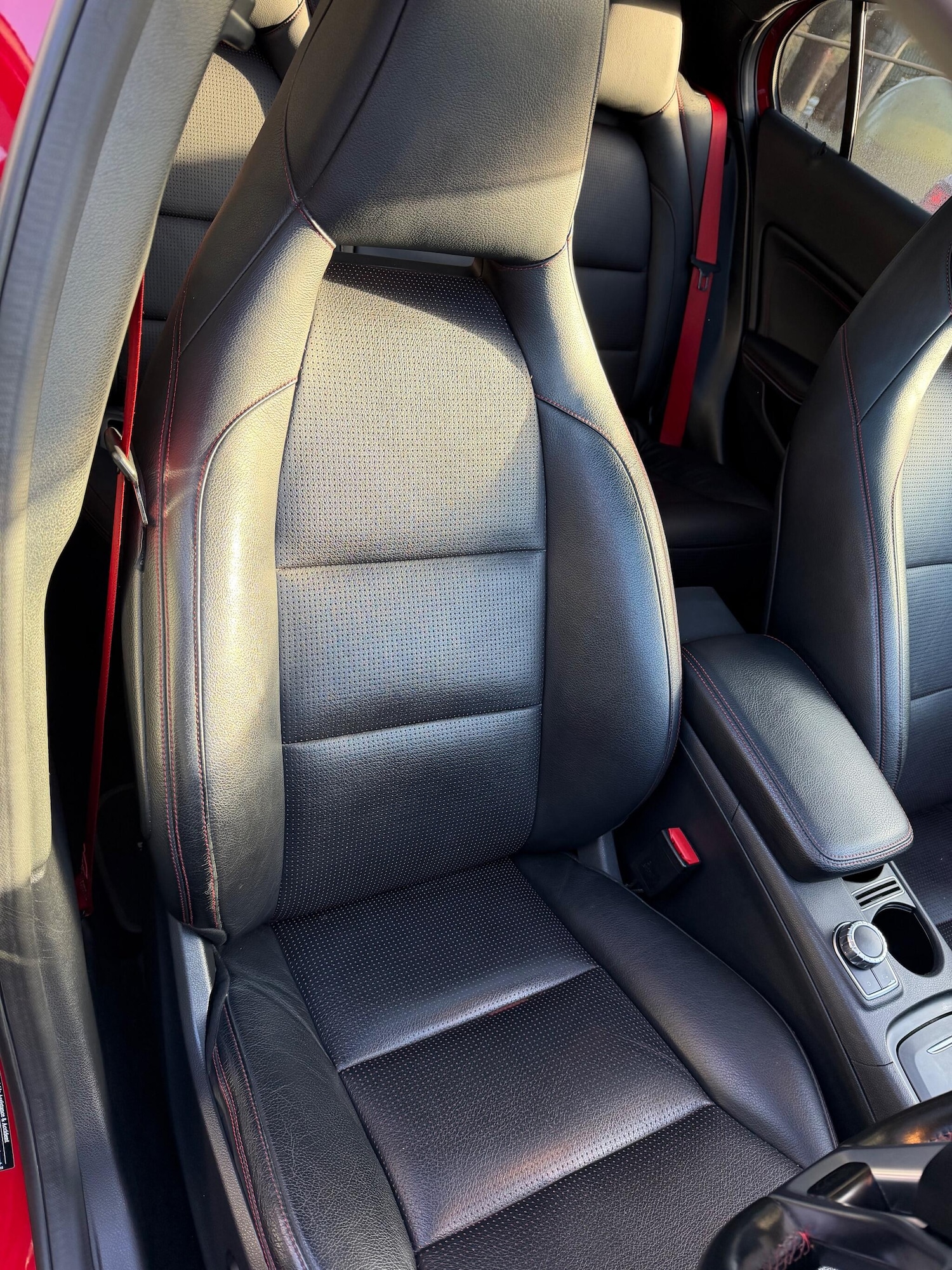 Used Mercedes-Benz GLA 2014 for sale - 76957476: Photo 14