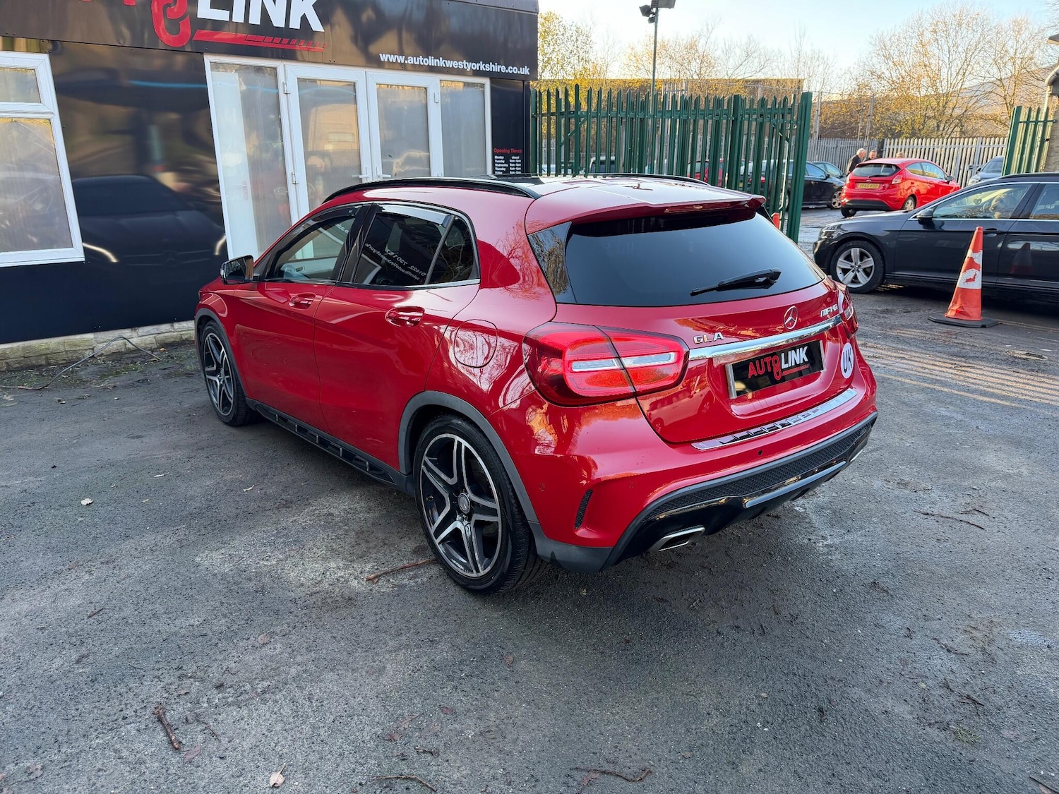 Used Mercedes-Benz GLA 2014 for sale - 76957476: Photo 5