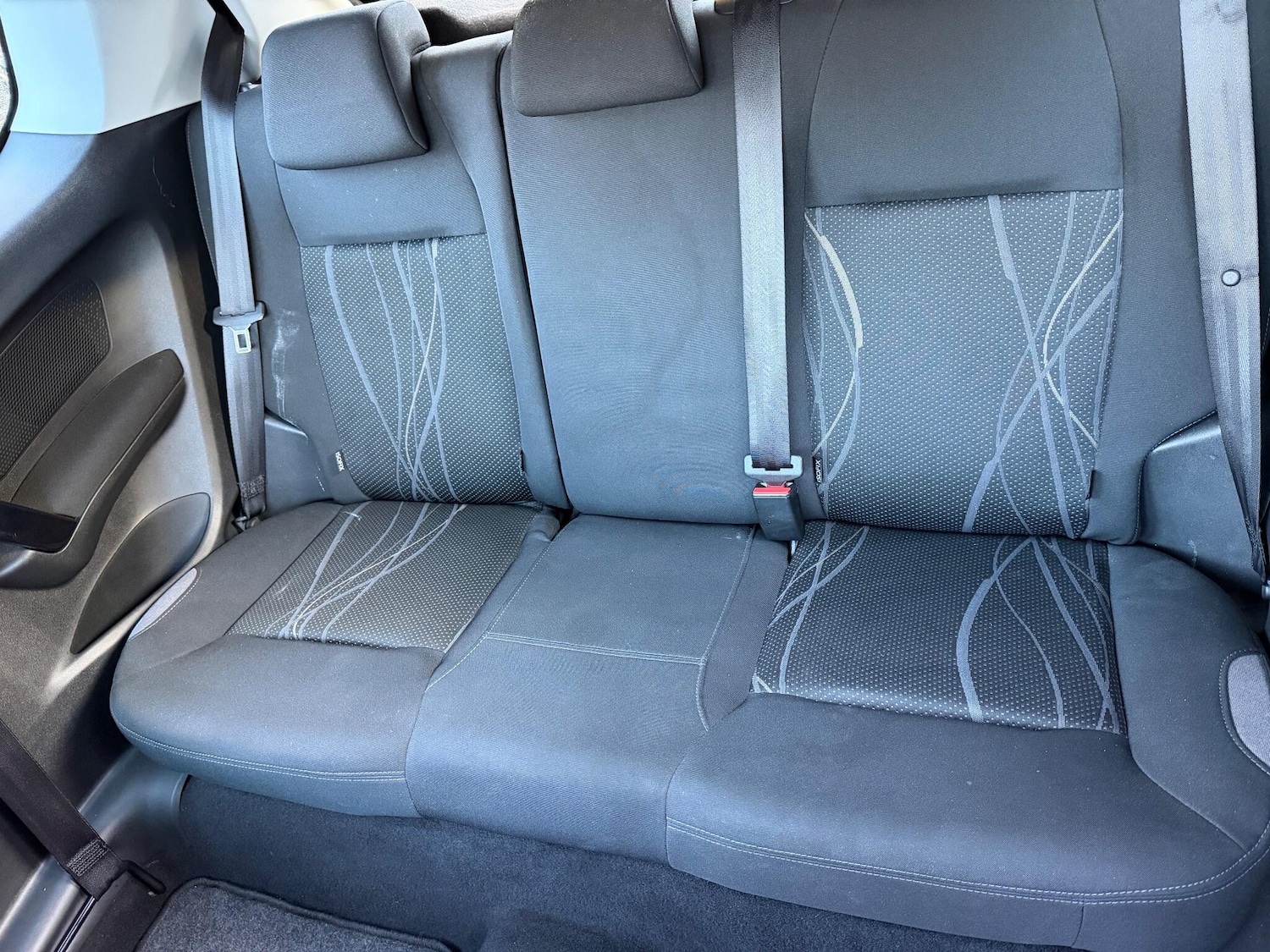 Used Peugeot 208 2014 for sale - 76957468: Photo 17